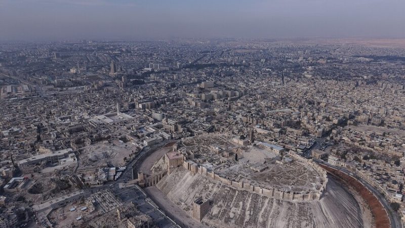 جدل في حلب حول المولد النبوي.. بين الاحتفال و”البدعة” (فيديو)