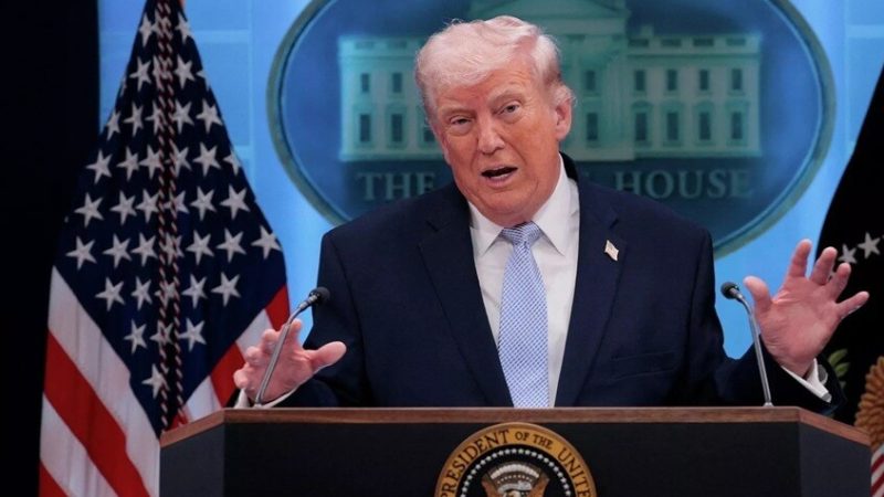 ترامب يأمر بتقليص المناورات مع كوريا الجنوبية ويشيد بعلاقته مع كيم جونغ أون