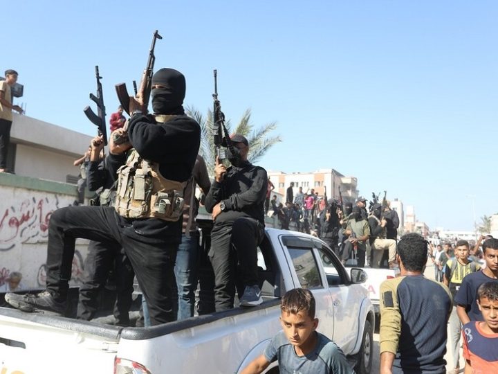 ترامب يعلن عن تقدم في نزع سلاح “حماس”