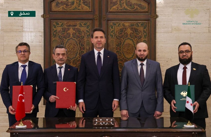 تركيا وسوريا توقعان مذكرة تفاهم على تعزيز التعاون في الطاقة والتعدين